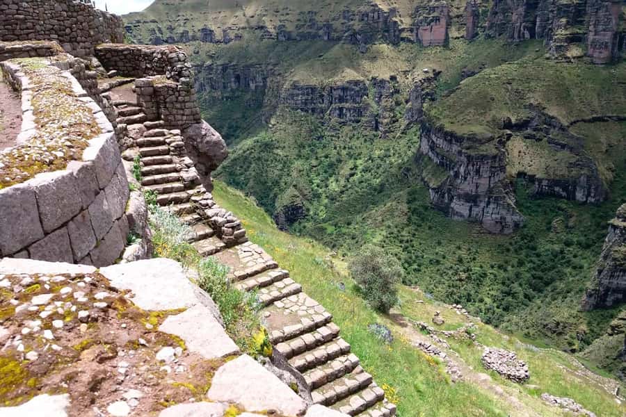 1 day excursion to Waqrapukara - Price and logistics: what $50 really buys you