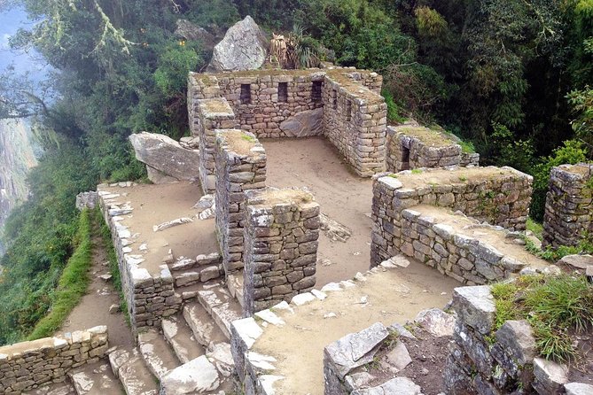 2-Day Private Short Inca Trail to Machu Picchu - Private guide value: Herbert, Marcial, and Jhonnatan make a difference
