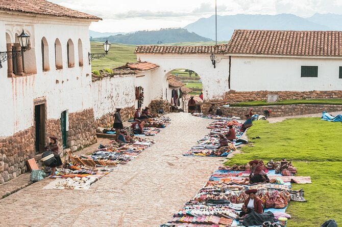 2 Day Sacred Valley and Machu Picchu Guided Tour from Cusco - Evening at Ollantaytambo: Train to Aguas Calientes and the Hotel Handoff