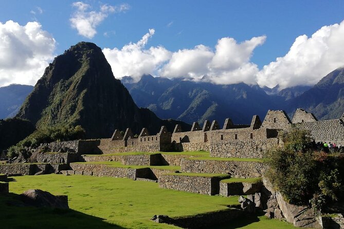 2-Day Sacred Valley Machu Picchu by Train with Llama Experience - Overnight in Aguas Calientes: where logistics meet comfort