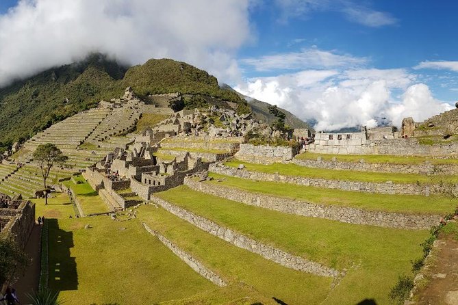 2-Day Sacred Valley & Machu Picchu Group Tour from Cusco - Tickets you might add: Waynapicchu and how to plan it