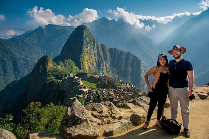 2-Day Short Inca Trail to Machu Picchu - Day One: Trek to Wiñay Wayna, Waterfalls, and the Sun Gate Lead-Up