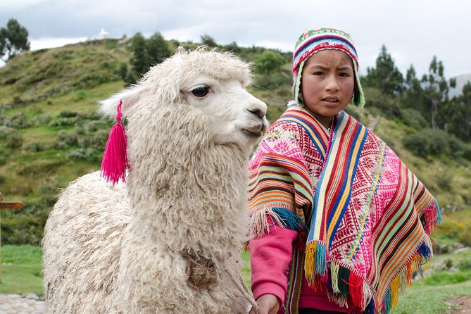 4 day - Bucketlist Cusco: Rainbow Mtn, Machu Picchu, Sacred Valley, Humantay - Sacred Valley morning: Chinchero market, Moray, salt pans, and Ollantaytambo
