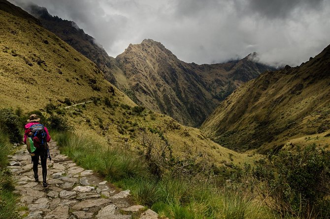 4 Day Classic Inca Trail to Machu Picchu by 360° Train - Day 2: Dead Woman’s Pass (4215m) and the steep Inca-step downhill