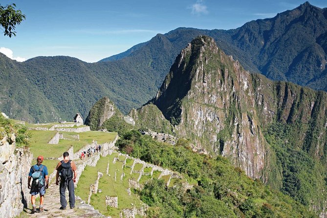 4 Day Classic Inca Trail to Machu Picchu by 360° Train - Pace, altitude, and how to pack for Day 2 reality