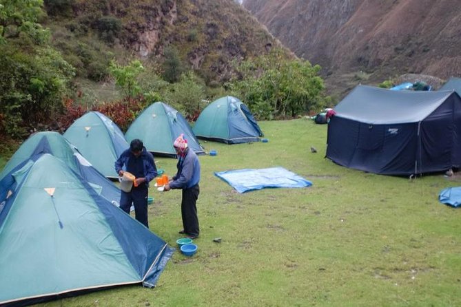 4-Day Salkantay Trek to Machu Picchu - Guides, food, and the team behind the scenes (the stuff that makes or breaks it)