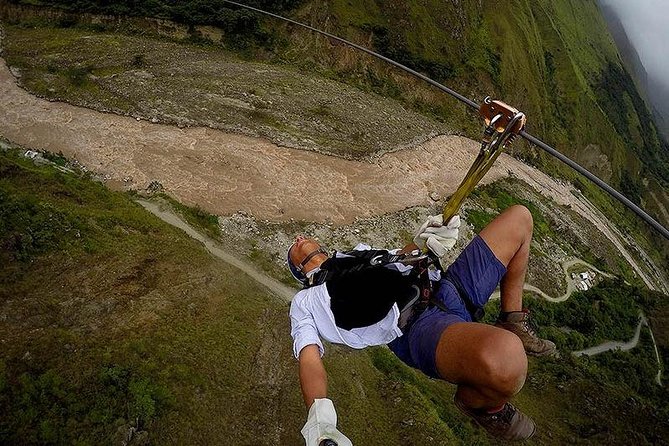 5-Day: Salkantay Trek to Machupicchu and Humantay Lake - Day 3: Santa Teresa, jungle trekking, and the Cocalmayo hot springs option