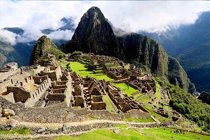 5-Day: Salkantay Trek to Machupicchu and Humantay Lake - Day 4: Hydro-electric meeting point, railway walk, and Aguas Calientes at 5pm