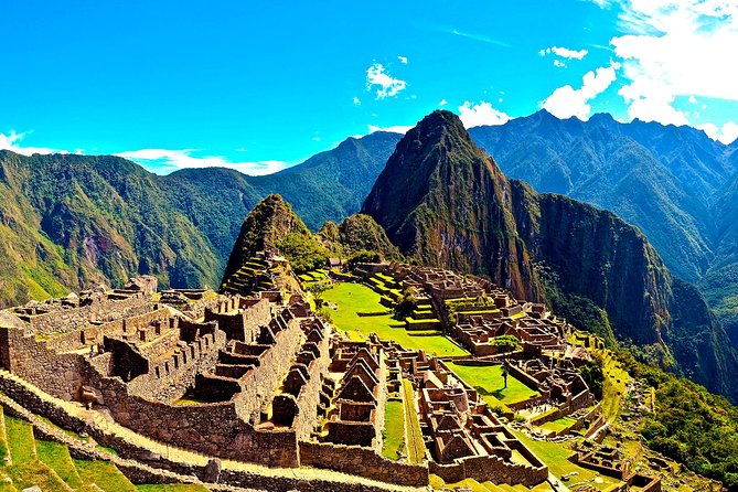 6-Day Machu Picchu Express Group Tour - Day 1 in Cusco: Koricancha to Sacsayhuaman, with a trip briefing