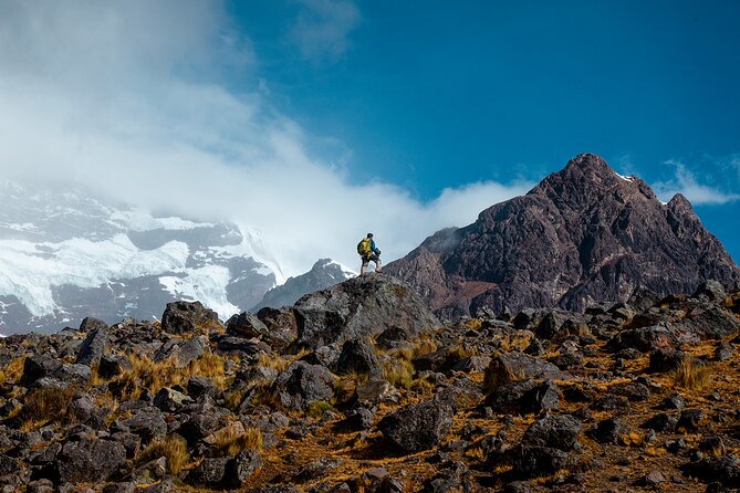 Ausangate and Rainbow Mountain Trek – 3 Days / 2 Nights - Day 1: Upis to Hatun Pucacocha at the feet of Ausangate