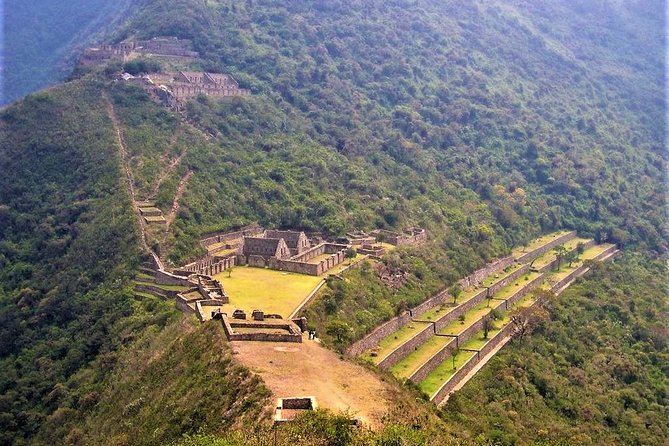 Choquequirao Trek 4 days and 3 nights - Day 4: Capuliyoc Climb, Lunch, and Saywite Rock Exploration