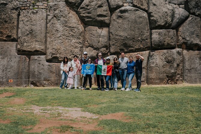 City Tour Cusco - Meeting at Plaza de Armas and riding in private transport