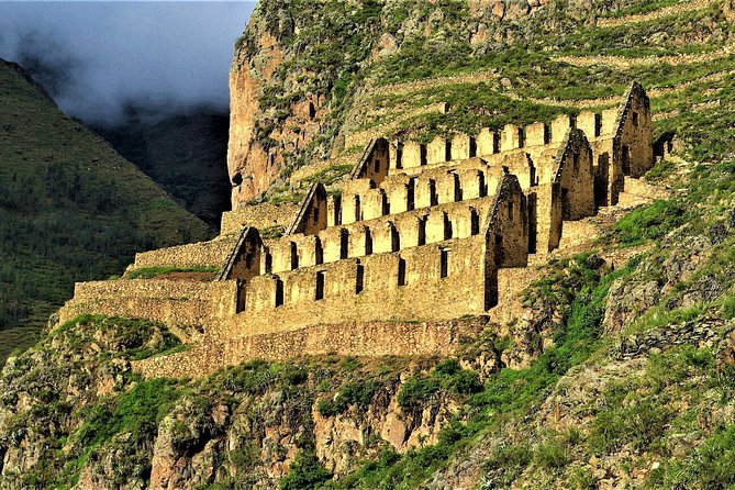 Cusco City Tour with Sacsayhuaman & Inca Sites – Small Group - Puka Pucara: the red fortress and its strategic role
