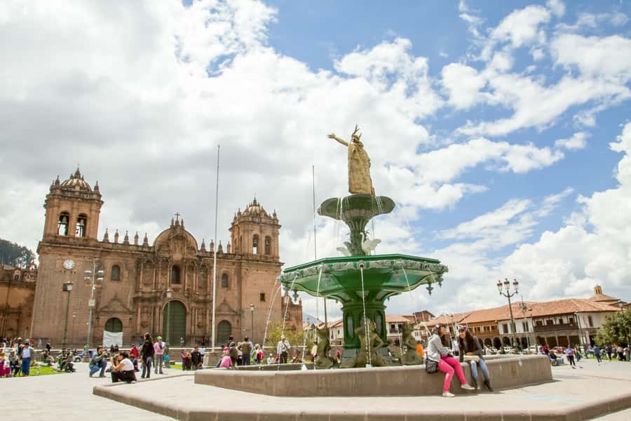 Cusco: Half-Day City and Nearby Archaeological Sites Tour - Cusco Cathedral in the Main Square: When the Center Gets Imposing