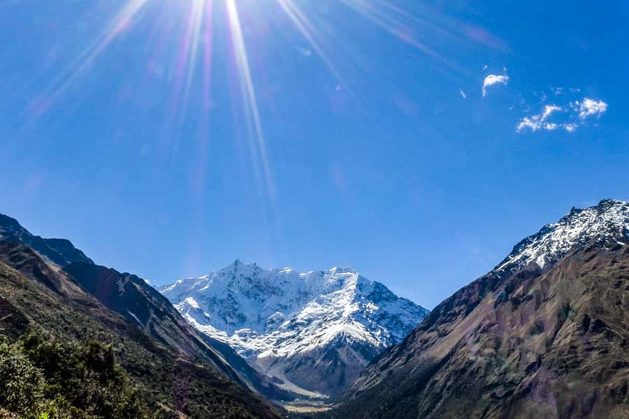 Cusco: Humantay Lake Tour with Breakfast and Buffet Lunch - Soraypampa views: Salkantay and Humantay up close