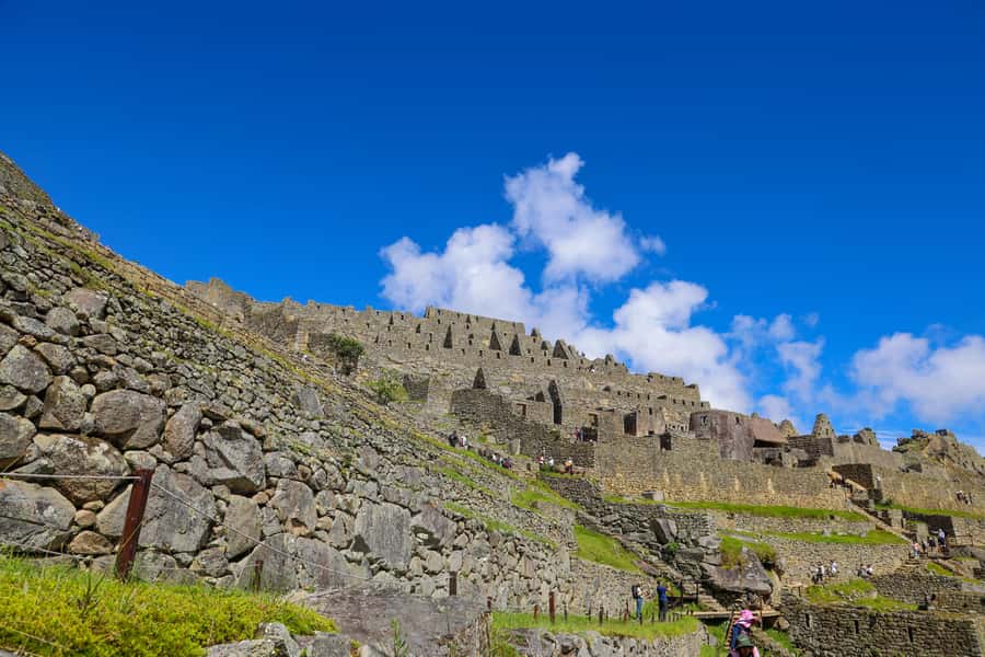 Cusco: One Day Tour to Machu Picchu with Train Transfers - The 2-Hour Guided Machu Picchu Tour: Terraces, Sacred Spaces, and Meaning
