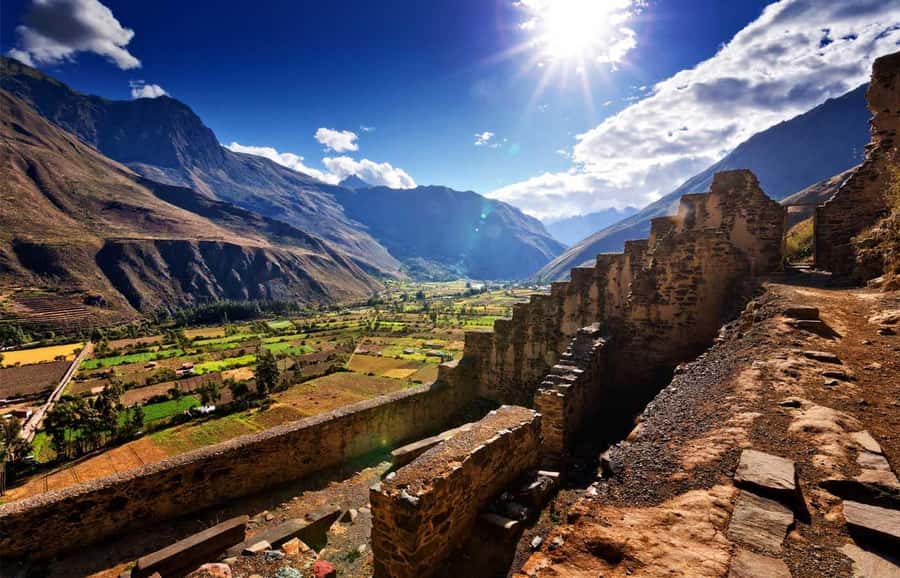 Cusco: Sacred Valley, Pisac, Ollantaytambo, Salt Mines Moray - How the day really runs: early start, organized timing, lots of driving