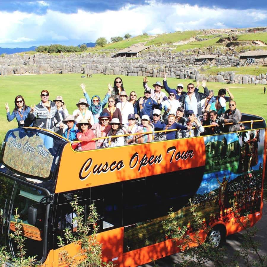 Cusco: Sightseeing Tour of the City on an Open-Top Bus - Starting Point on Sta. Catalina Angosta: The Quick Walk to the Bus