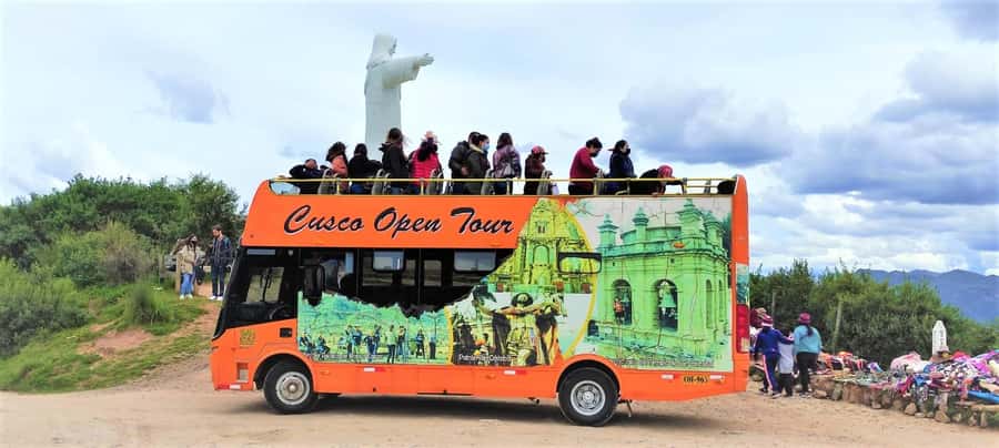Cusco: Sightseeing Tour of the City on an Open-Top Bus - Sacsayhuamán: The Archaeology Stop That’s More Than a Photo