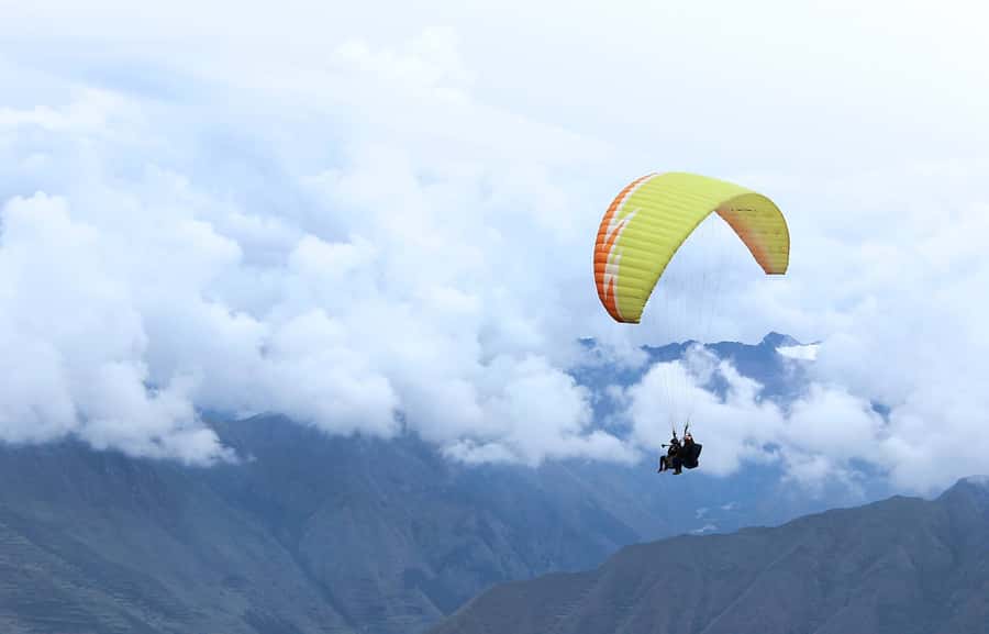 Cusco: Tandem Paragliding in The Sacred Valley of The Incas - The day’s flow: pickup, briefings, and harness time