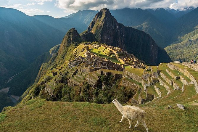 Epic Machu Picchu 2-Day Adventure by Car with Overnight Stay - Aguas Calientes overnight: the sleep that protects your morning