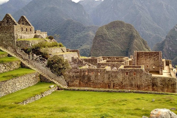 Excursion to MachuPicchu from Cusco with lunch | Private Service| - The Machu Picchu bus ascent and your entry ticket plan