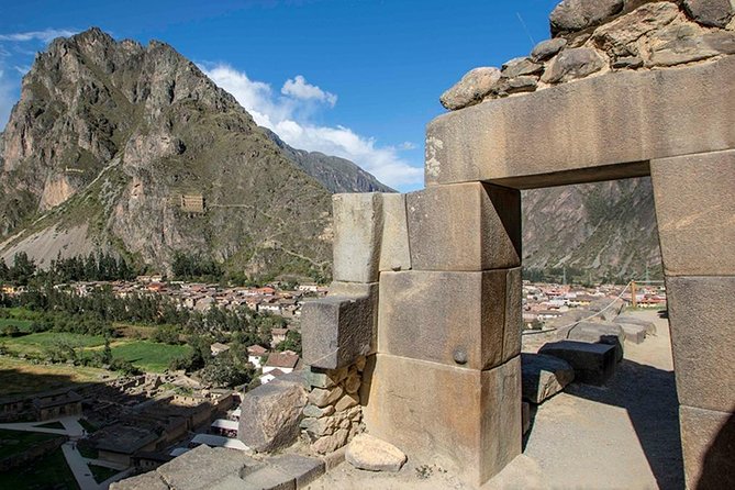 Excursion to Sacred Valley of the Incas tour - Private service. - Urubamba River Bridge and lunch: the included break that keeps you sane