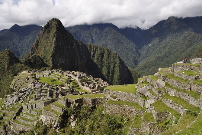 Experience Machu Picchu sustainably on a private tour from Cusco - Shuttle up to Machu Picchu: the road curves, your excitement ramps