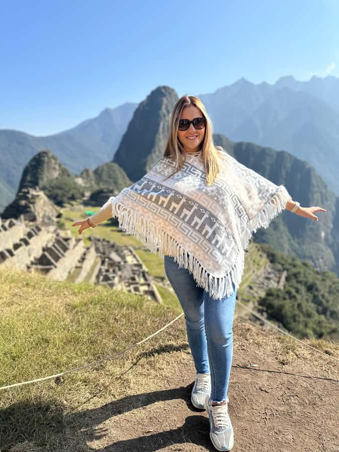 From Aguas Calientes: Machu Picchu guided tour with tickets - Price and Value: What $155 Really Covers