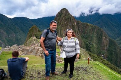 From Cusco - 2-Day Tour to the Sacred Valley and Machu Picchu with Lunch - Pisac Market and the Inca Agricultural Scene: What to Focus On