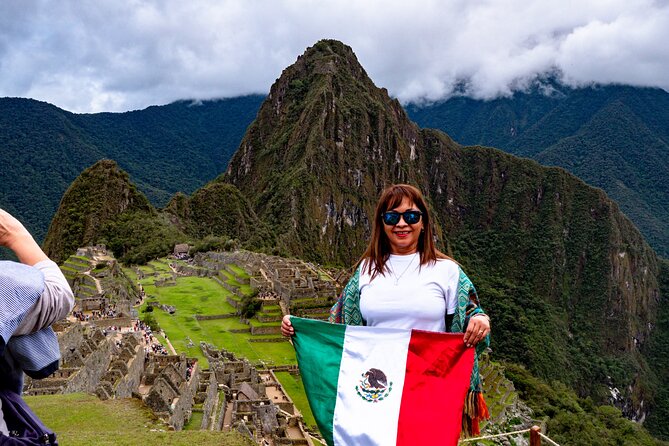 From Cusco - 2-Day Tour to the Sacred Valley and Machu Picchu with Lunch - Ollantaytambo: Temples, Terraces, and Why This Place Feels Different