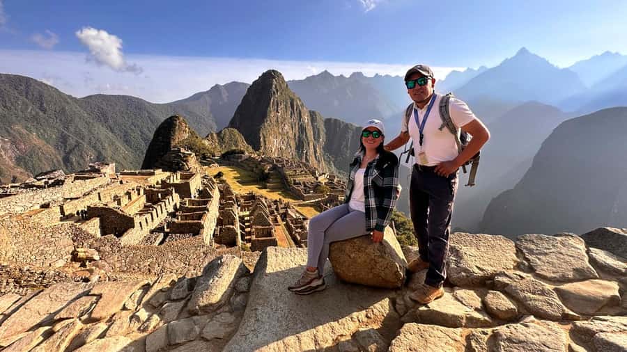 From Cusco: 2-Day Trip to the Sacred Valley and Machu Picchu - The train to Aguas Calientes: views, timing, and the seat-side detail