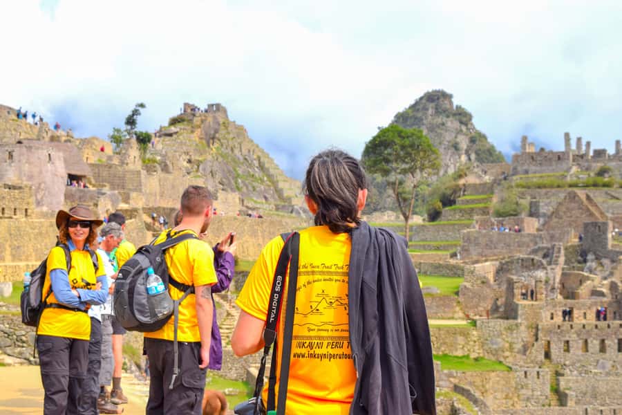 From Cusco: 4-Day Inca Jungle Adventure to Machu Picchu - Day 4: sunrise bus to Machu Picchu, guided Route 2 tour, optional Huayna Picchu or Machu Picchu Mountain