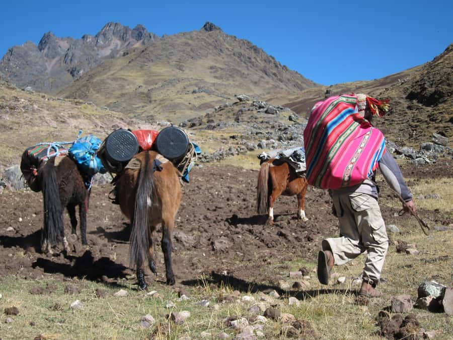 From Cusco: 7 Lakes Ausangate Trek with Breakfast and Lunch - What to bring (and what can trip you up fast)