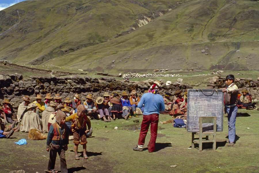 From Cusco: Ausangate 7 Lakes Tour with Meals - Ausangate Siete Lagunas: why these seven lagoons feel special