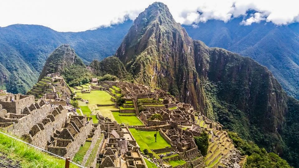 From Cusco: Full-Day Group Tour of Machu Picchu - Head back to Cusco: the return train and bus can feel long