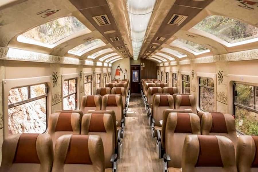From Cusco: Full-Day Group Tour of Machu Picchu - Ollantaytambo bus ride: where the day starts to feel real