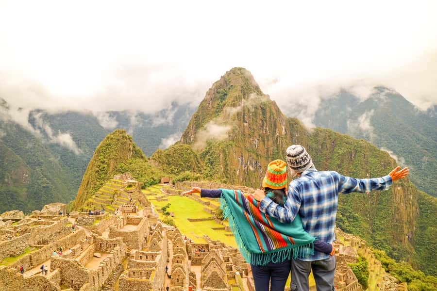 From Cusco: Machu Picchu Full-Day Guided Tour - The train to Aguas Calientes: the part that makes the day worth it
