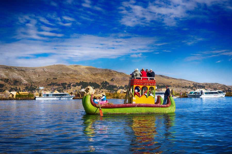 From Cusco: Titicaca Lake - Full day tour with sleeper bus - Lake Titicaca by speedboat: quick hops with big payoff