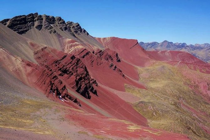 Full Day Rainbow Mountain & Red Valley View Point Tour from Cusco - Transport and the long day: minivan comfort is real (until it isn’t)