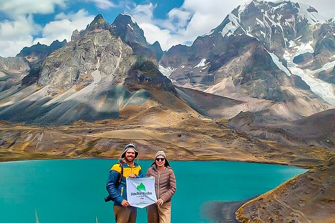 Full-Day Tour to Ausangate 7 Lakes - The 4:00 a.m. ride: Cusco to Pacchanta in time for sunrise