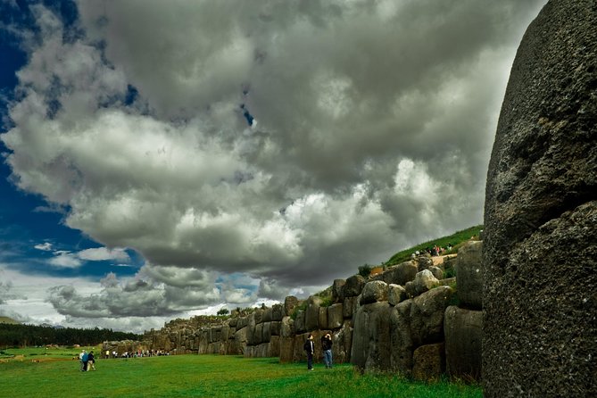 Half-Day City Tour of Cusco Including Tambomachay - Qorikancha (Temple of the Sun): Inca stone meets Catholic plaster