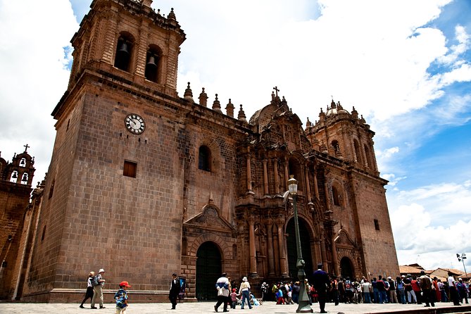 Half-Day City Tour of Cusco Including Tambomachay - Puka Pucara: a smaller fortress with a military feel