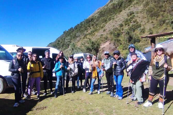 Humantay Lake Tour: Private Full-Day Tour From Cusco - Road to Mollepata: Canyons, Cloud Forest, and Salkantay Glacier Views