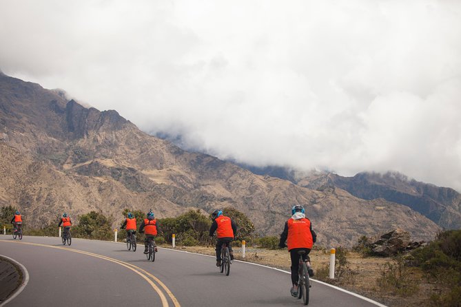 Inca Jungle Premium to Machu Picchu 4-Day and 3-Nights - Trading a bus ride for a bike-and-raft day into the cloud forest