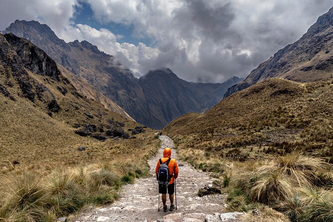 Inca Trail 4 Day Adventure to Machu Picchu with Panoramic Train - What you’re paying for: porters, cook, tents, and real meal support