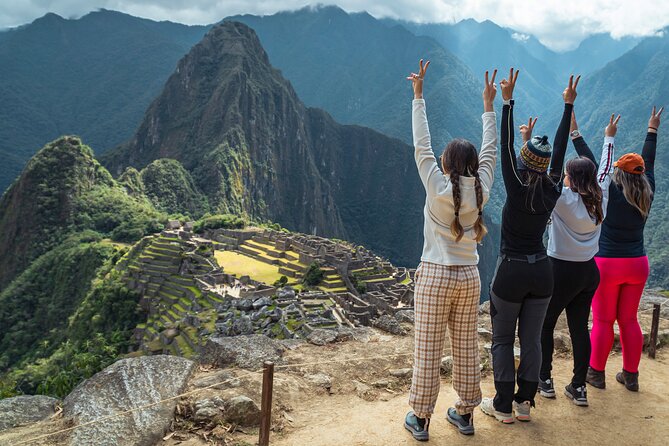 Inca Trail 4 Day Adventure to Machu Picchu with Panoramic Train - Guides like Paolo and Raul: why the human layer matters