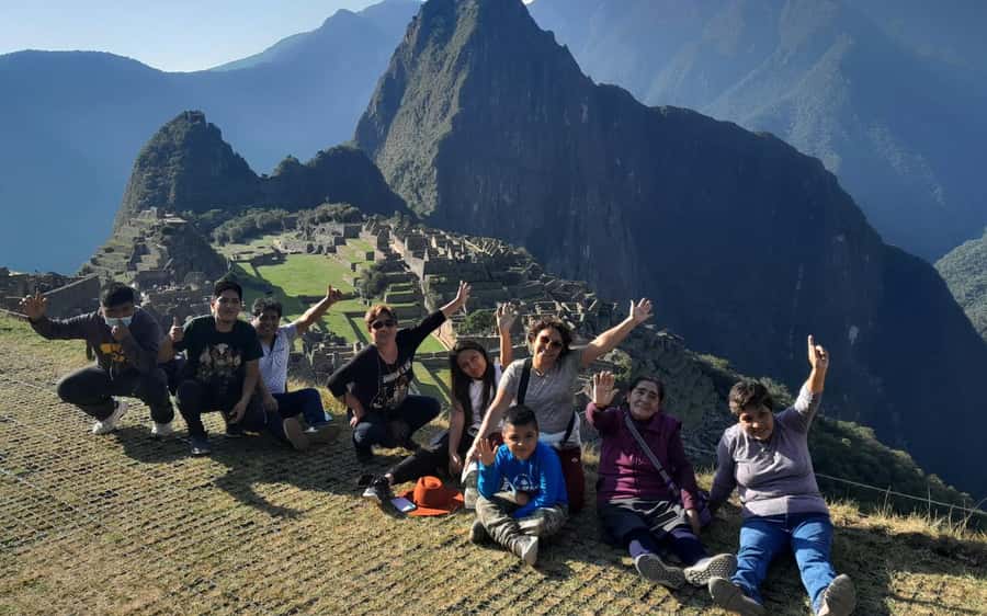 Machu Picchu: 1-day tour by Vistadome Panoramic train - Ollantaytambo vs Poroy: how the boarding choice changes your timing