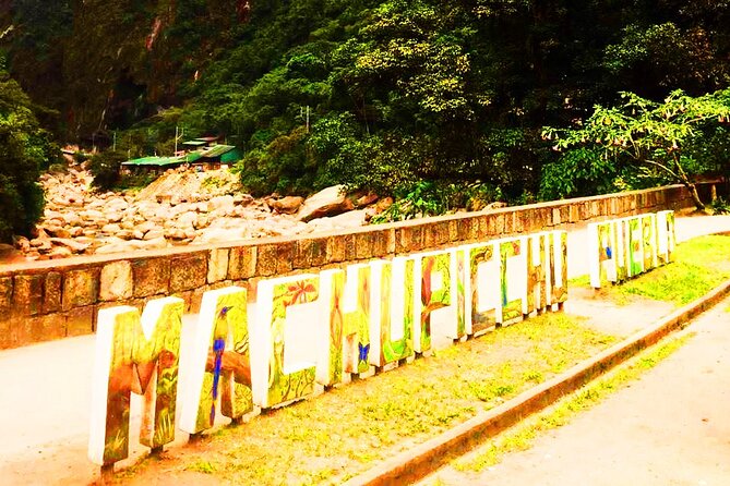 Machu Picchu 1 Day Tour from Cusco by Train - The 30-minute Consettur bus to Machu Picchu entrance