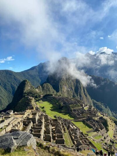 Machu Picchu: Group Guided Tour - The bus ride and the first climb: why the “10 minutes” is a smart start